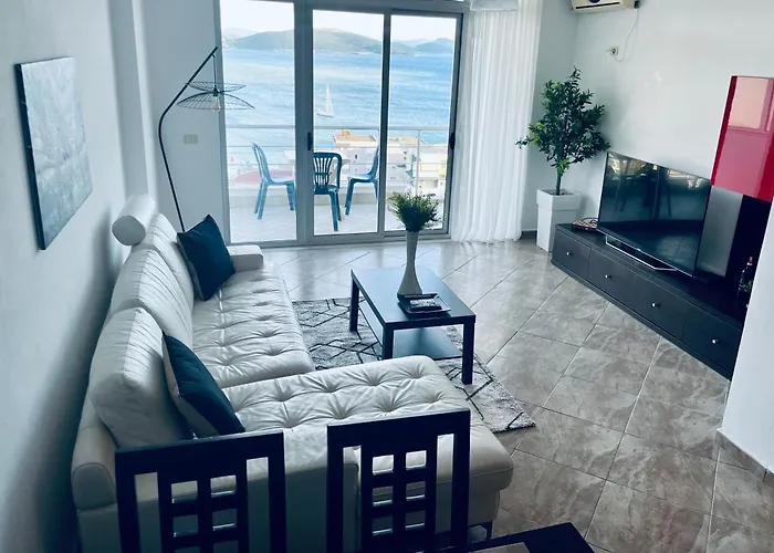 Apartment Seaside Serenity